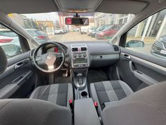Fahrzeugabbildung Touran United 1.4 TSI  Wenig KM-80.300 KM