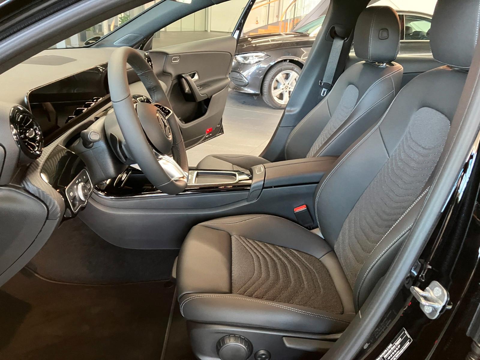 Mercedes-Benz A 250 A A 250 e