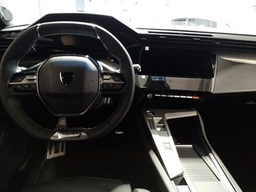 Peugeot 408 - 9