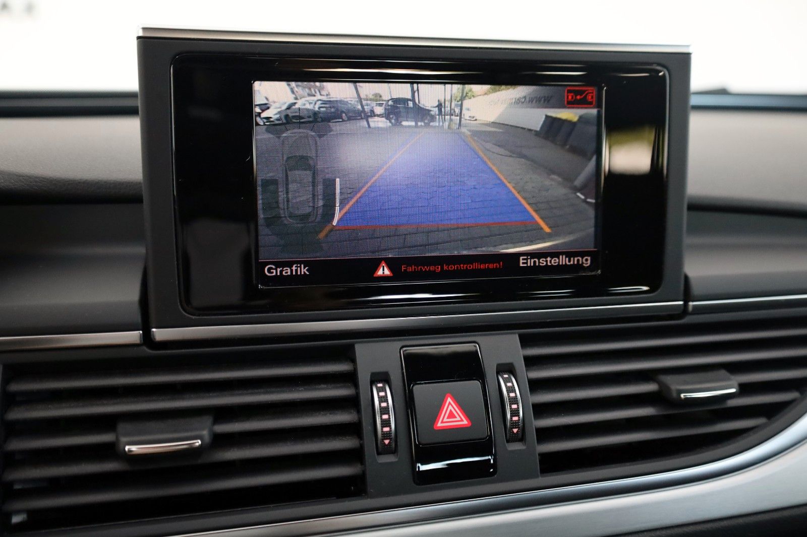 Fahrzeugabbildung Audi A6 Avant 1.8 TFSI ultra S Line TLeder,Navi,Xenon