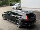 Volvo V60 Cross Country AWD LED Virtual Pano Rü-Kamera - Volvo V60 Cross Country mit Anhängerkupplung
