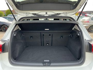 Volkswagen Golf VIII Life 1,5 l TSI 130PS 6-Gang