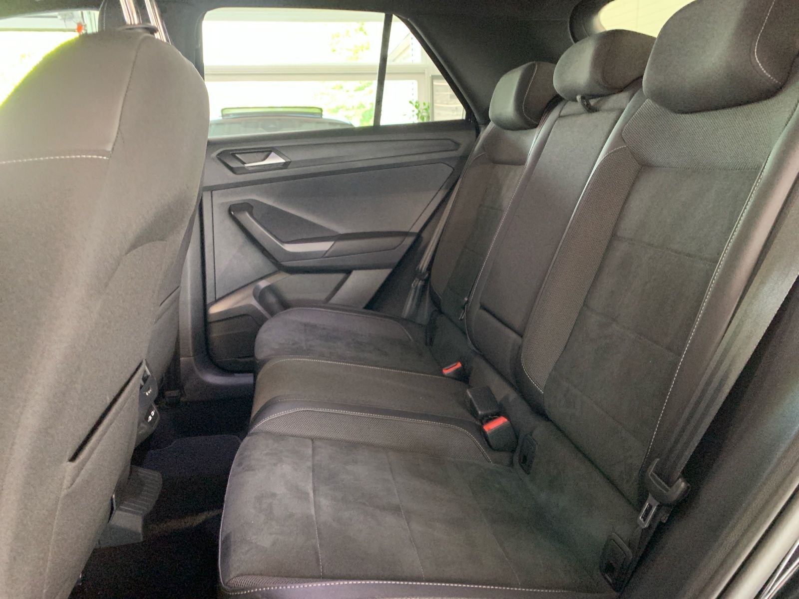 Volkswagen T-Roc - Bild 12