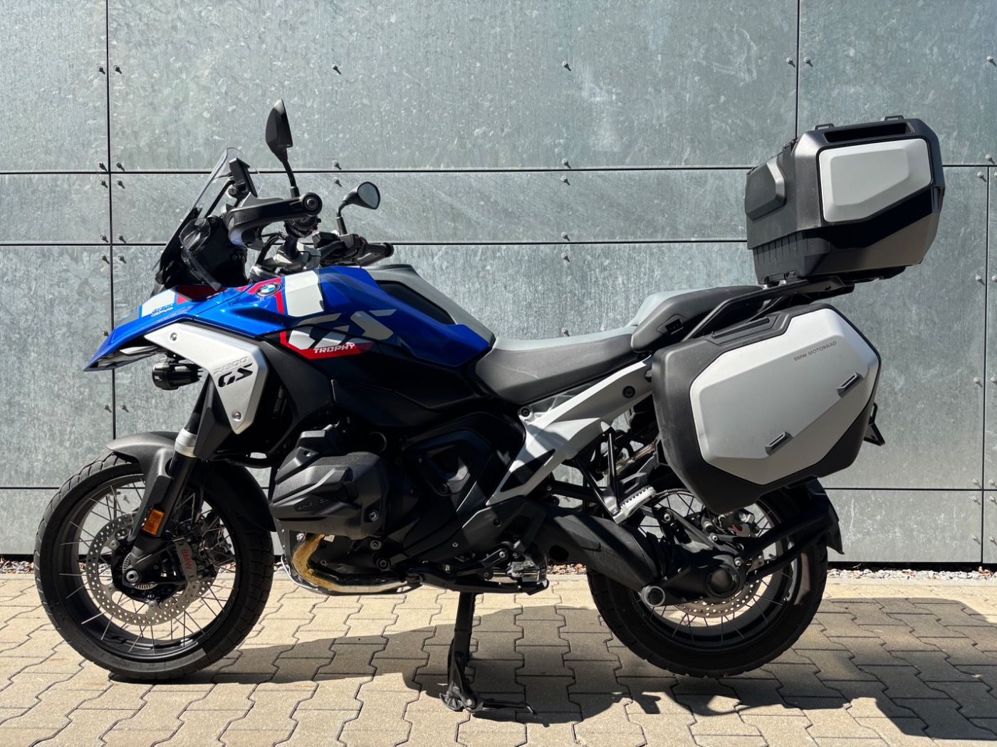 Fahrzeugabbildung BMW R 1300 GS Trophy ASA Adaptive Fahrzeughöhenregel