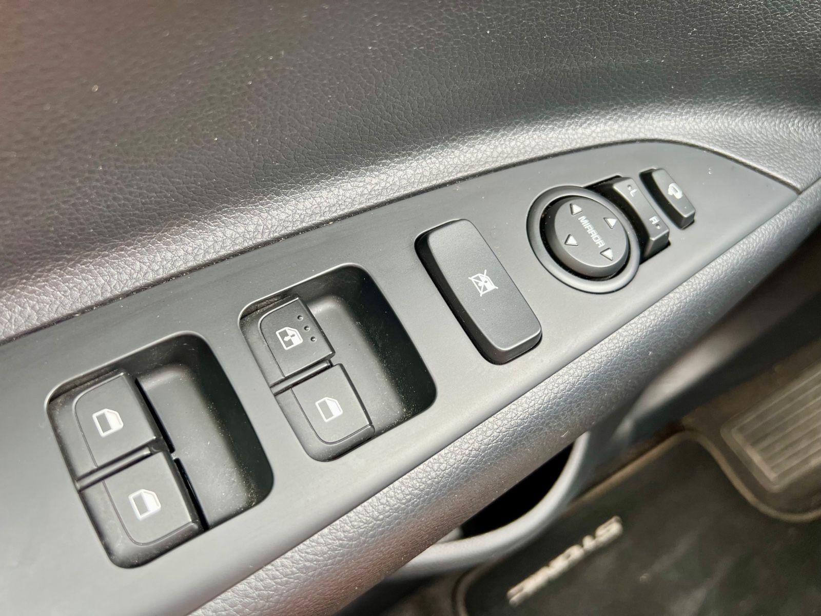 KIA Stonic Vision AAC GZJR CARPLAY SHZ PDC