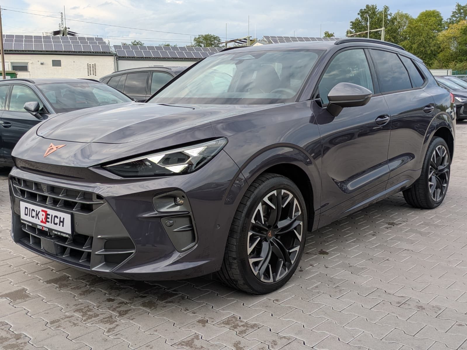 Fahrzeugabbildung CUPRA Terramar 2.0 TSI 4D VZ HUD*MATRIX*PANO*DCC*20"