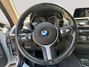 BMW 218 - 11