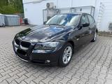 BMW 318i -Rückfahrkamera + Dashcam - BMW 318 aus 2009: 318d