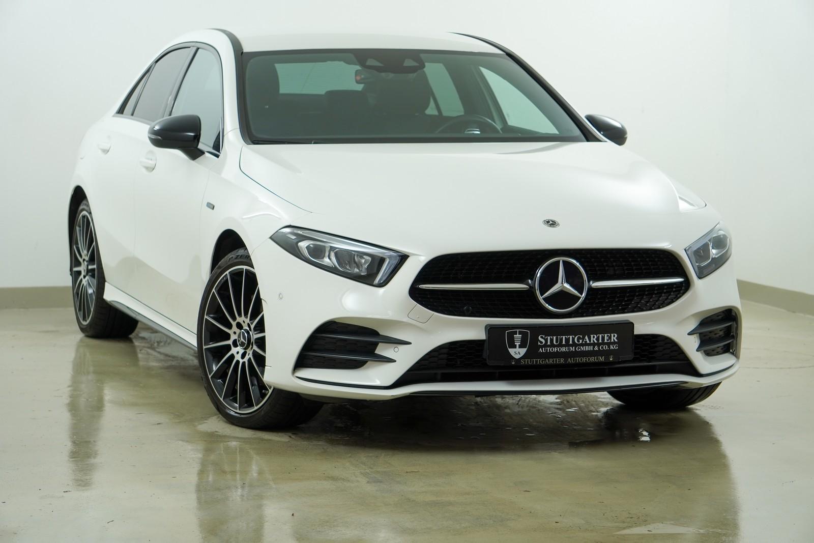 Mercedes-Benz A 250 e Edition 2020 Limo AMG Line Kamera MBUX