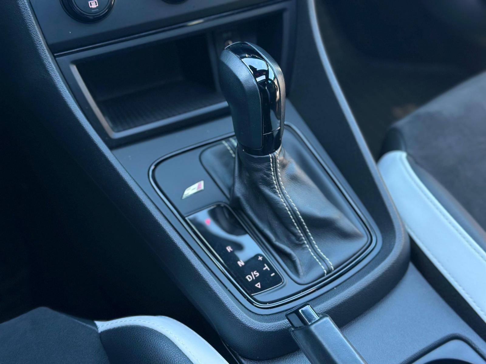 SEAT Leon 2.0TSI Cupra 280* LED#SHZ#TEMPO#SPUR#PANO - Image 14
