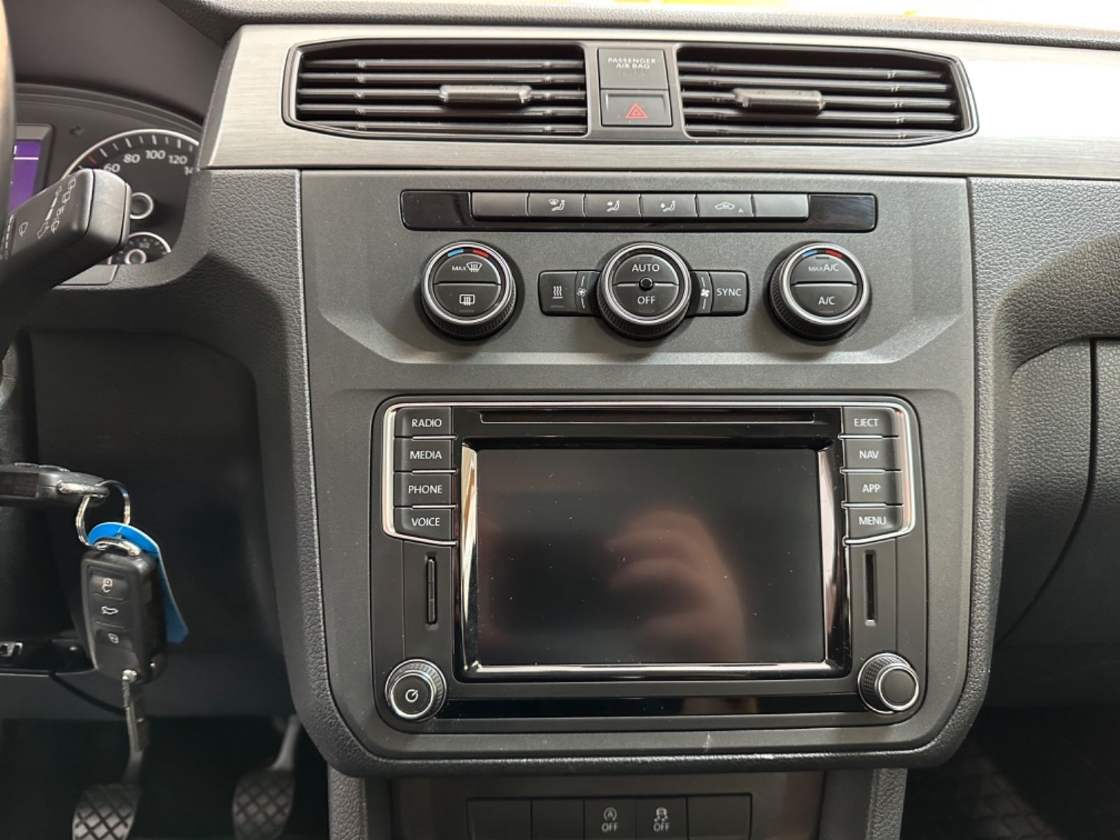 Fahrzeugabbildung Volkswagen Caddy PKW Trendline BMT 4Motion*Klima*