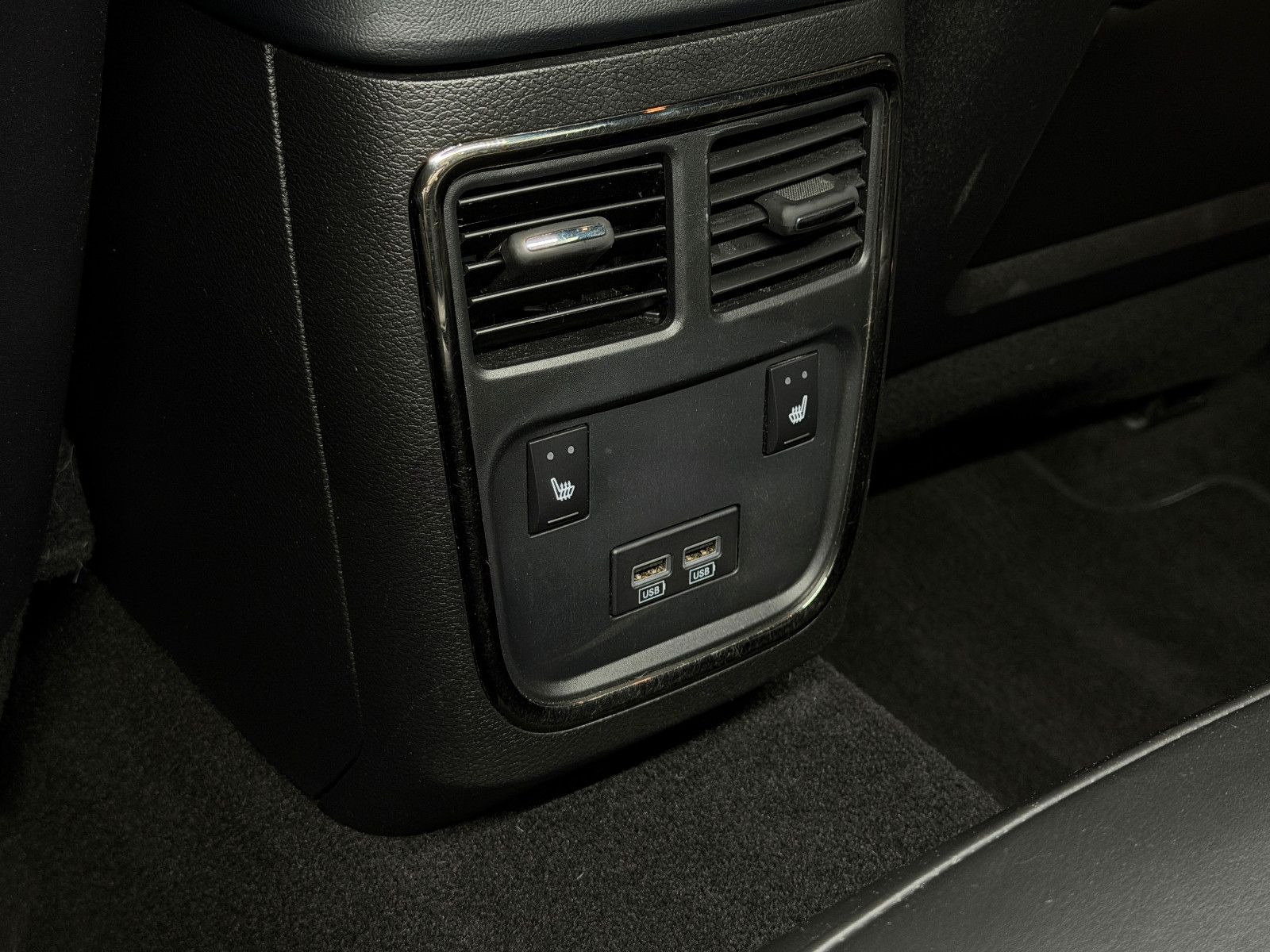Fahrzeugabbildung Dodge Charger SRT Hellcat|WIDEBODY|U-FREI|D-FZG|H&K