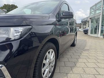 Ford Tourneo Connect 1.5 EcoBoost Titanium NaviDAB
