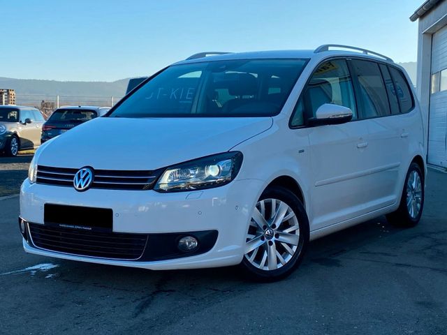 Volkswagen Touran Life Xenon SHZ Scheckheft Kette neu!