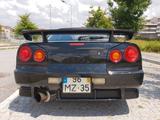 Nissan Skyline  - Nissan Skyline mit Benzin-Antrieb: Coupe