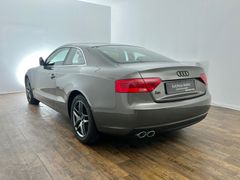 AUDI A5 2.0 TDI / XENON / GARANTIE /2.HA/ LED / 177PS