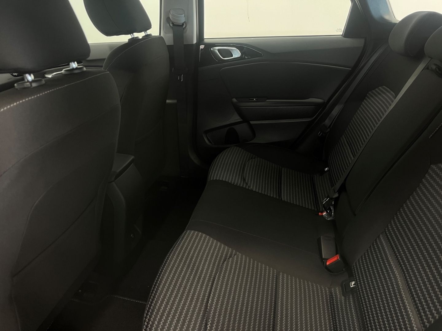 Fahrzeugabbildung Kia Ceed_sw Vision 1.4 Tempomat Kamera Navi DAB