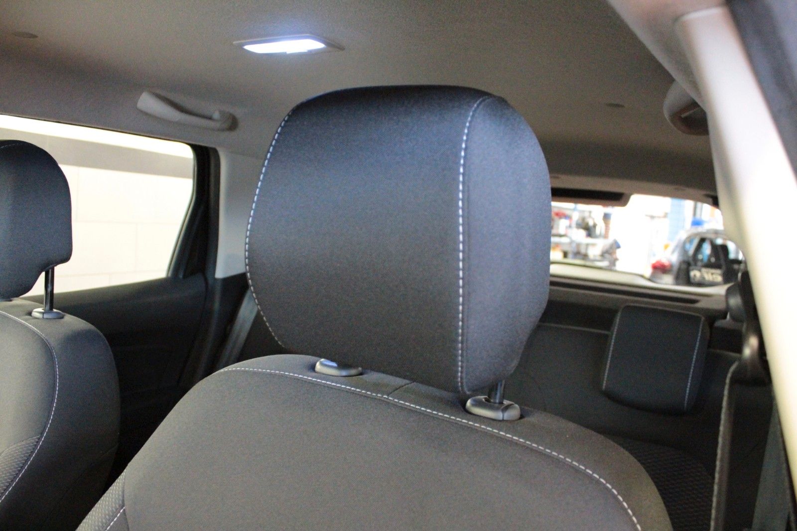 Fahrzeugabbildung Dacia Duster Sce 115 Eco-G*AHK*15075*