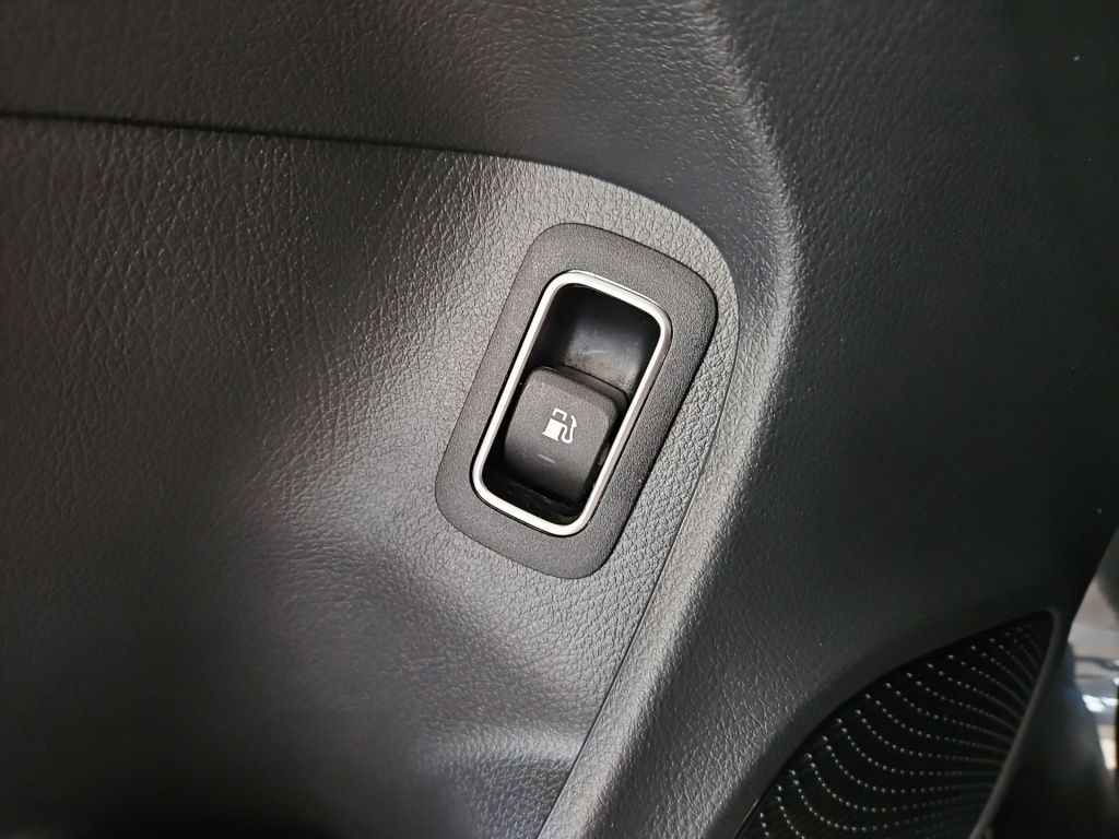 Fahrzeugabbildung Mercedes-Benz CLA 250 e SB Progressive Night SHZ LED Sound