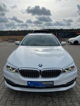 BMW 540xi Touring Luxury Line ACC AHK H&K Pano StHz - BMW 540 mit Benzin-Antrieb: Kombi