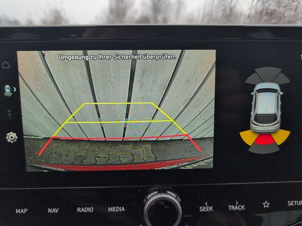 Fahrzeugabbildung Hyundai i30 KOMBI 1.5T 48V ADVANTAGE GARANTIE-08/29 NAV+