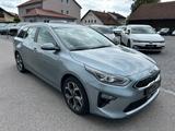 Kia cee'd Sportswagon Spirit *NAVI*KAMERA*AHK* - silberne Kia cee'd Sportswagon