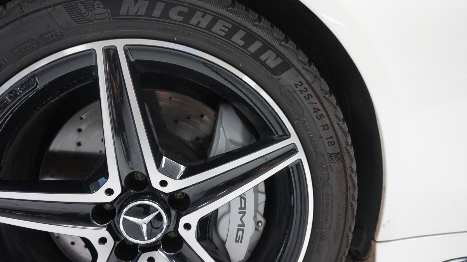Fahrzeugabbildung Mercedes-Benz C 43 AMG C Coupe 4Matic Scheckheft gepflegt