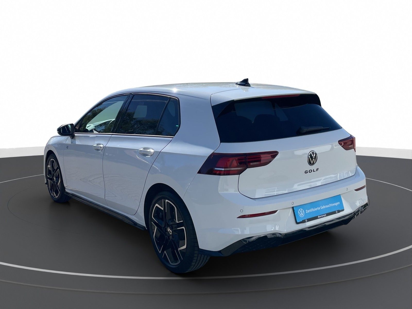 Volkswagen Golf VIII 1.5 TSI R-Line BLACK LED KAMERA LM ZV foto 2