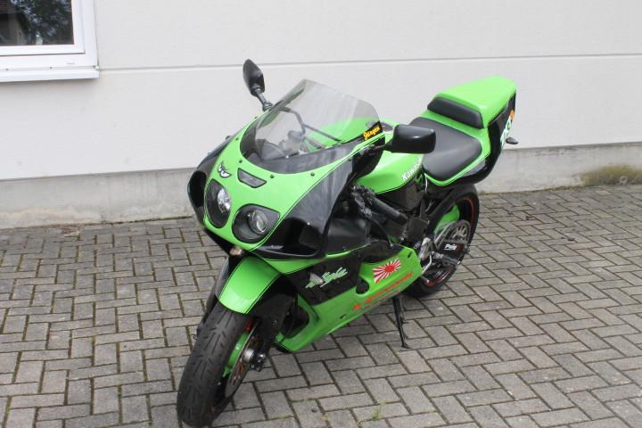 Kawasaki Ninja ZX-7R