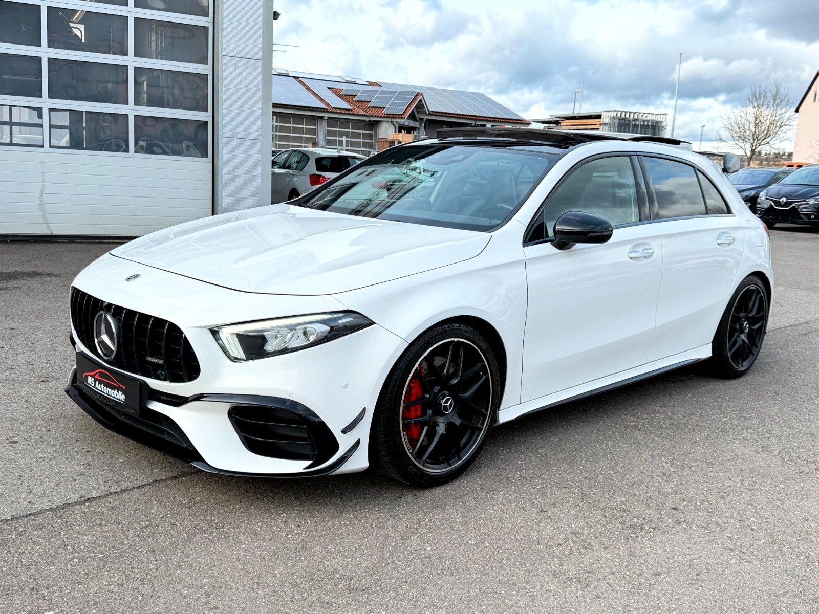 MERCEDES-BENZ A 45 S AMG 4-Matic+ PerformanceSitz_Pano_Burmest
