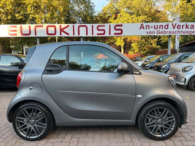 Smart fortwo 66kW DCT*BRABUS Xcl*LEDER*NAVI*JBL*KAM