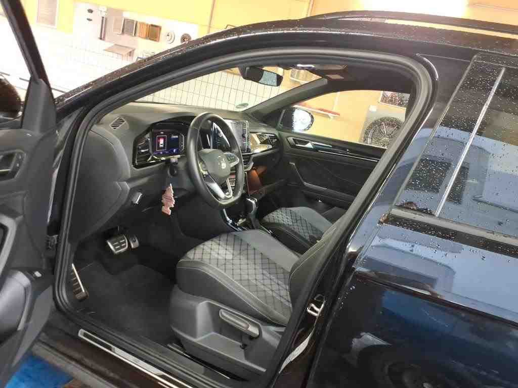 Volkswagen T-Roc - Bild 8