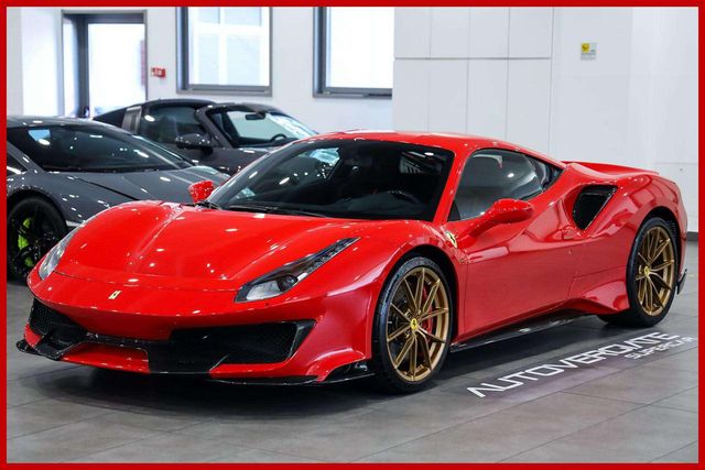 FERRARI 488 Pista