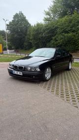 BMW E39 520i Facelift (2003)  Saphirschwa... - BMW 5er E39 mit Facelift