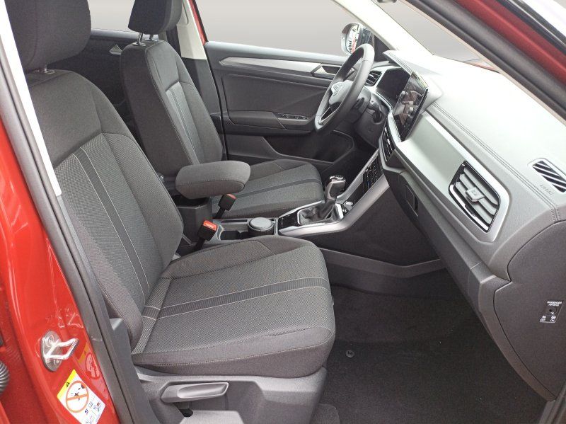 Fahrzeugabbildung Volkswagen T-Roc 1.5 TSI DSG Life