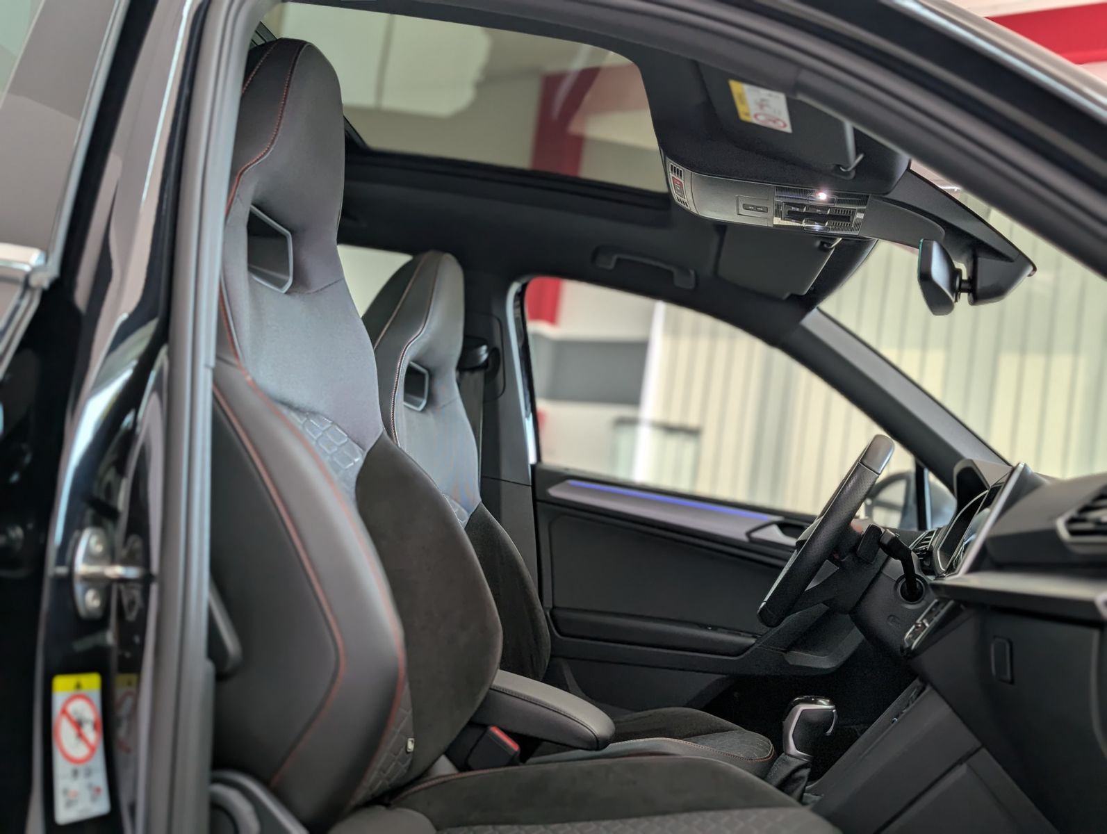 Fahrzeugabbildung SEAT Tarraco 2.0 FR ACC LED PANO AHK 360°KAMERA BEATS