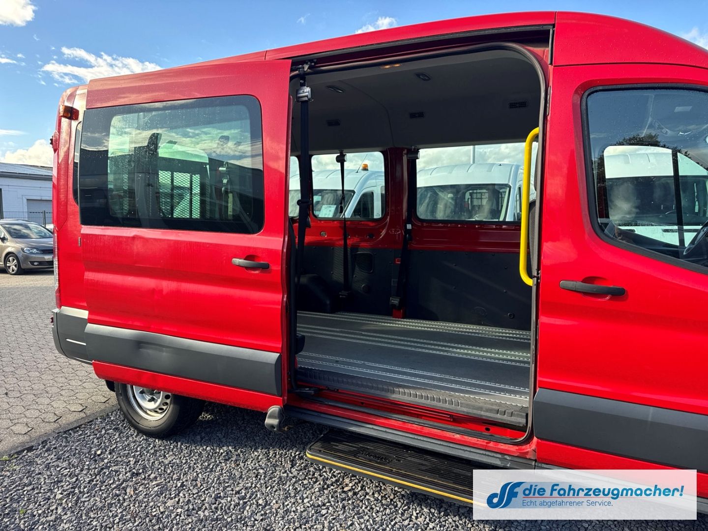 Fahrzeugabbildung Ford Transit Kombi 350 L3 2.2 TDCi DPF *2495 *KLIMA *