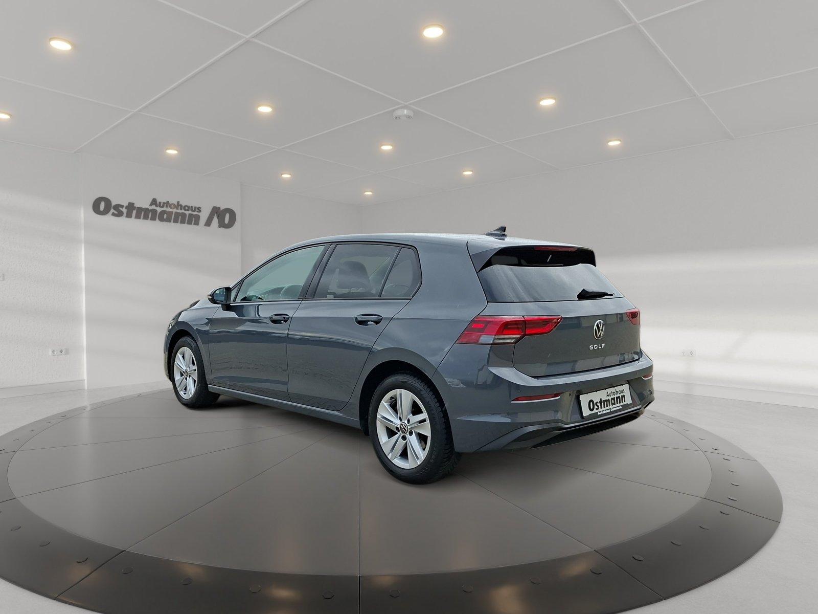 Volkswagen Golf VIII 1.5 TSI Life Akustikglas DynLicht LED