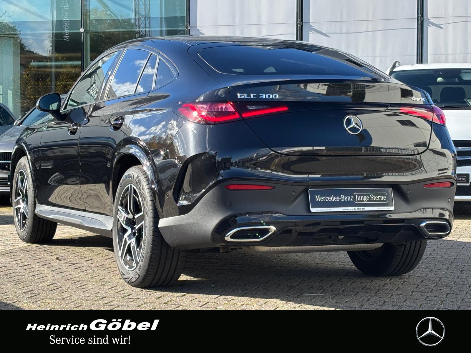 Fahrzeugabbildung Mercedes-Benz GLC 300 AMG*PANO*AHK*360°*MEMORY*TOTWINKEL*