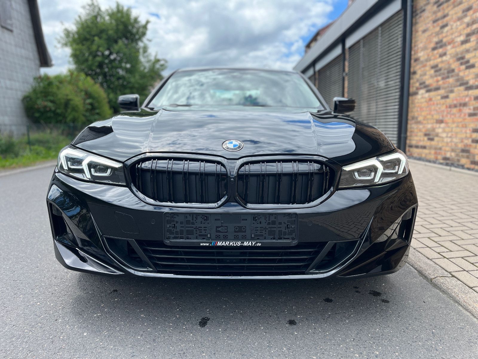 BMW 318i Limo Navi Shz 18"-M LED ShadowLine foto 2