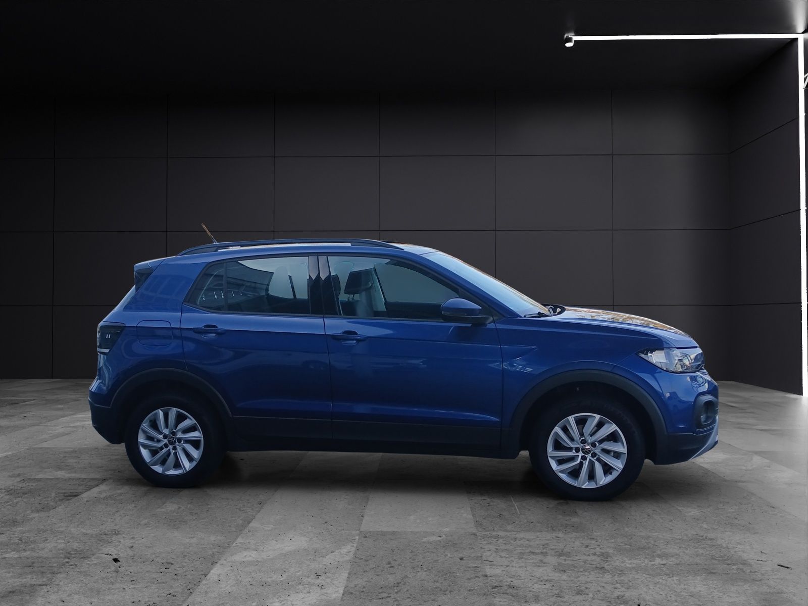 Fahrzeugabbildung Volkswagen T-Cross TSI Life Klima PDC LM