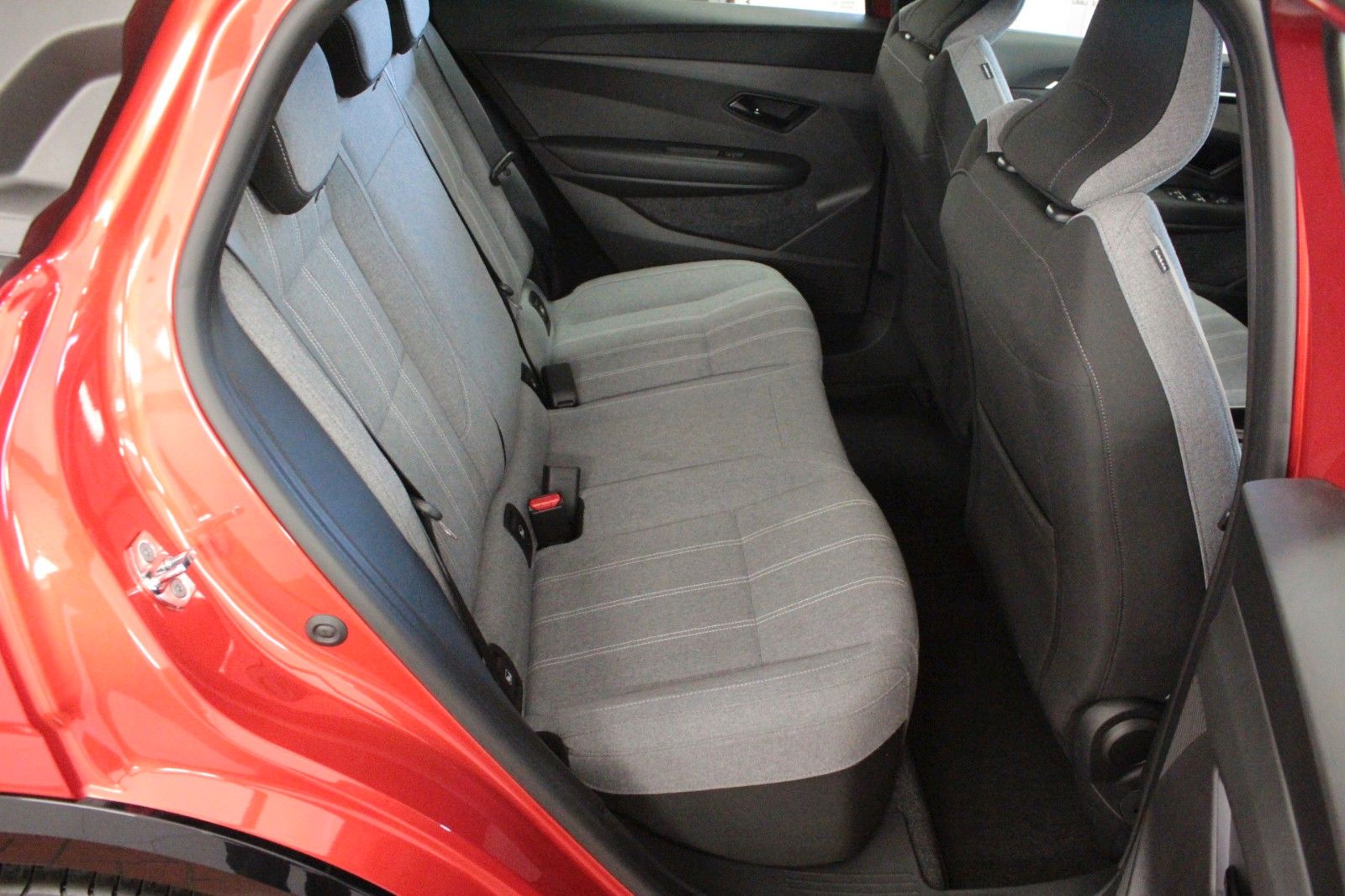 Fahrzeugabbildung Renault Megane E-Tech Electric Equilibre  boost charge