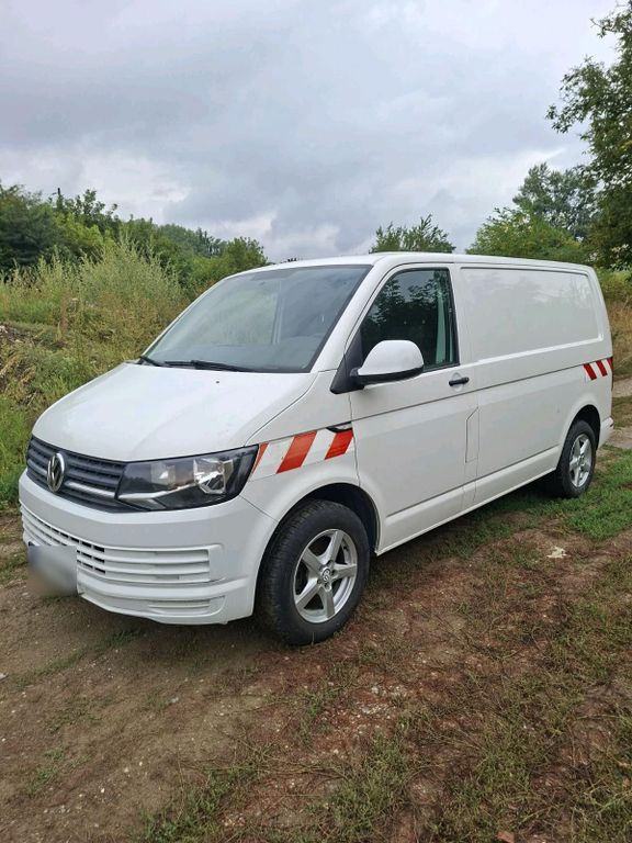 Image of Volkswagen T6 Transporter