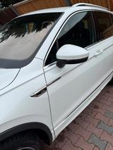 Volkswagen Tiguan 2.0 TDI 4MOTION Panorama 140kW DSG R-LINE - Volkswagen Tiguan: 140