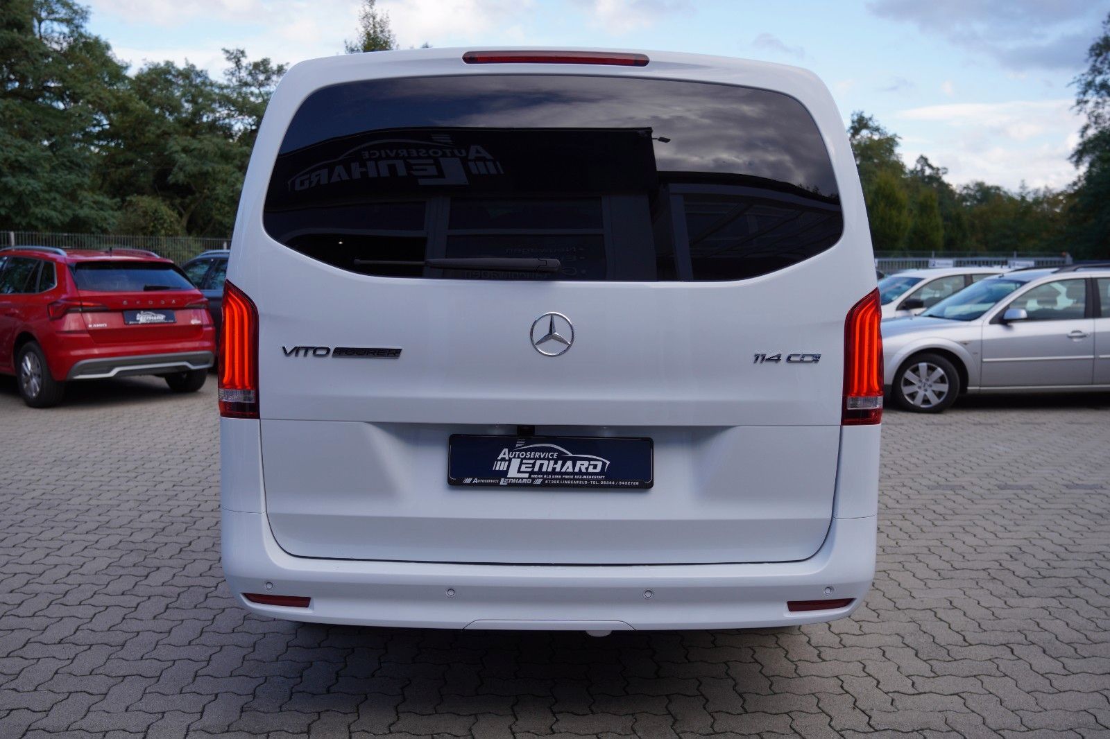Fahrzeugabbildung Mercedes-Benz Vito Tourer 114CDI Pro lang*AHK*NAVI*SHZ*Standh*