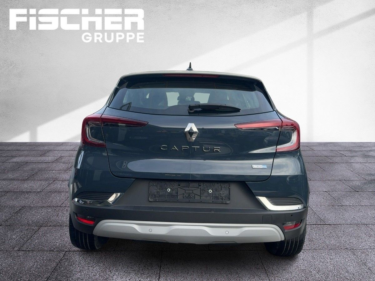 Fahrzeugabbildung Renault Captur INTENS Plug-in 160