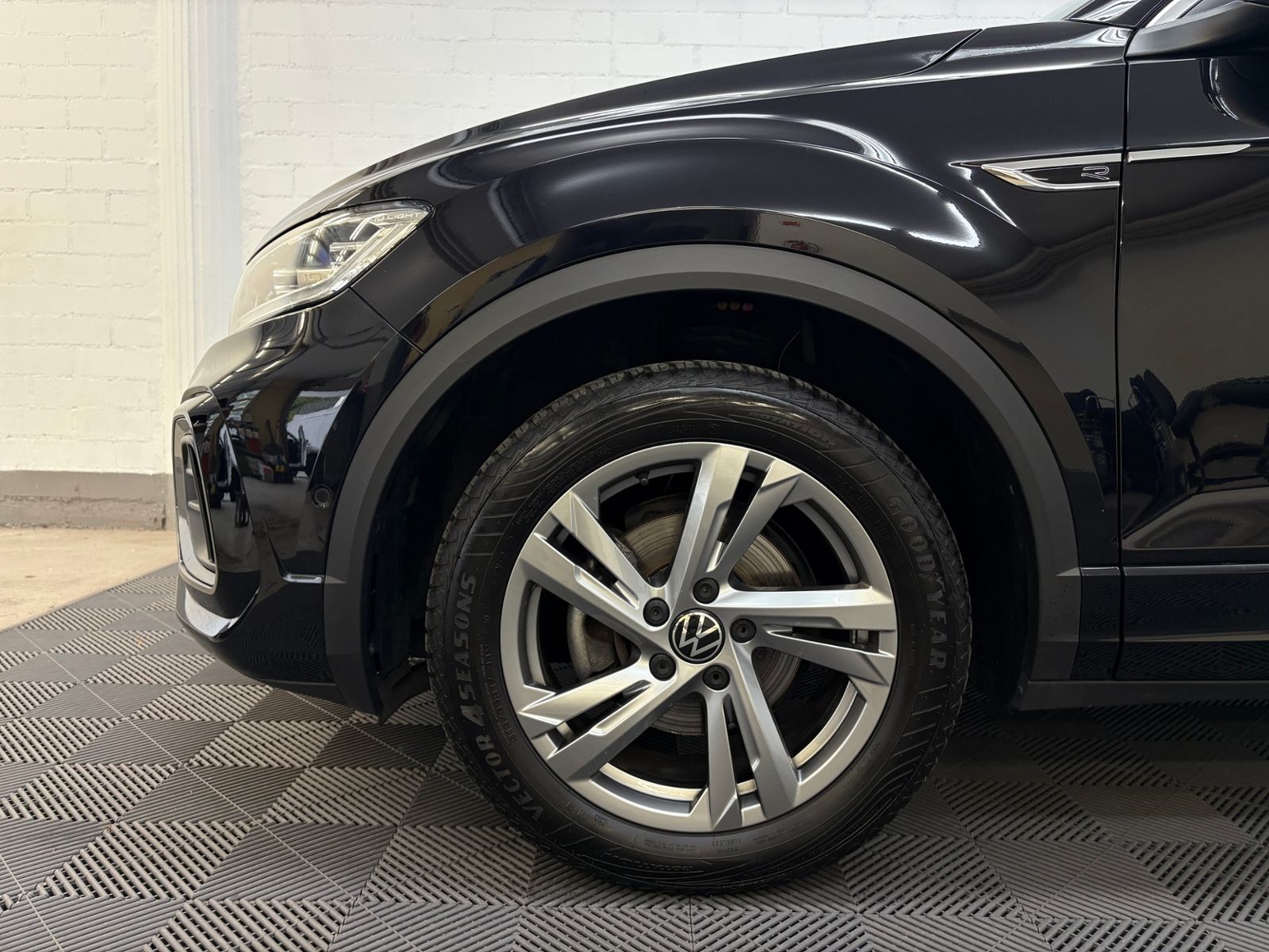 Volkswagen T-Roc - Bild 4