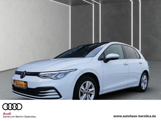 Vorschaubild: VW Golf VIII 1.0 eTSI Life DSG *PANO*NAV*ACC*SHZ* (Fahrzeug-Nr. L05876)