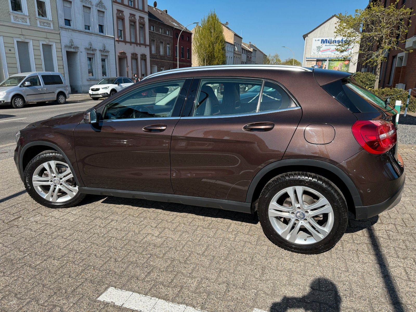Fahrzeugabbildung Mercedes-Benz GLA 200 URBAN NAVI ILS KAMERA GARANTIE