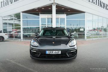 Porsche Panamera - 3